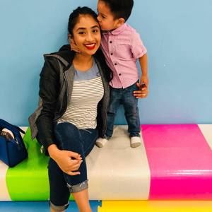 Meet your Posher, Laura